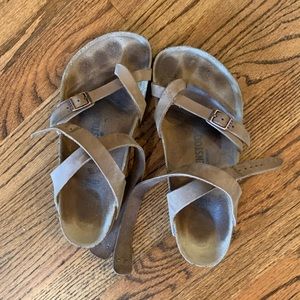 Birkenstock Yara Sandal 38